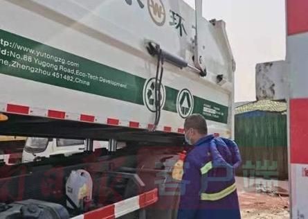 城市“美容師”：疫情不止，我們不散